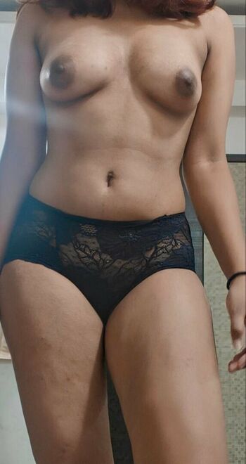 Full leaked Yajna seni  page private onlyfans photo