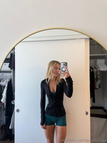 yaniekaaa