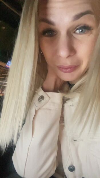 Full leaked Yanoka z private onlyfans photo