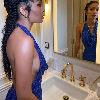 Full leaked Yara shahidi private onlyfans photo