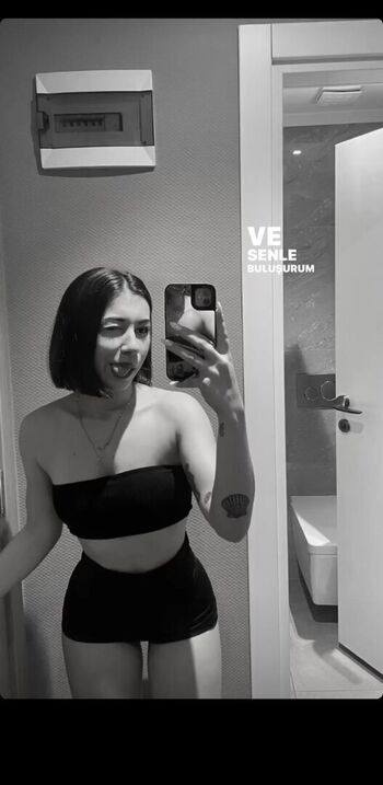 Full leaked Yaren sert page private onlyfans photo