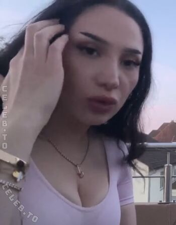 Full leaked Yasilisches private onlyfans photo
