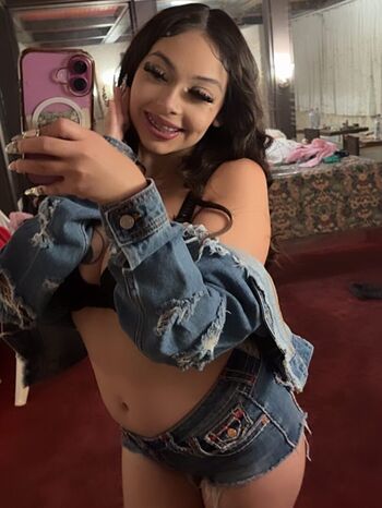 Full leaked Yayabaybee private onlyfans photo