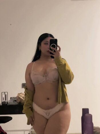 Full leaked Yazy private onlyfans photo