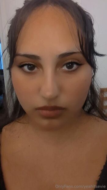 yeahitsevie