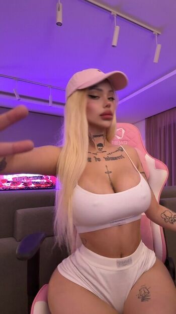 Full leaked Yeahmur private onlyfans photo