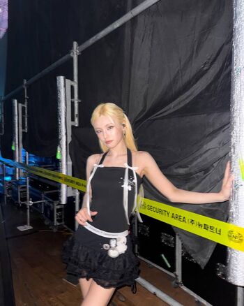 Yeji - ITZY (예지, Hwang Ye-ji)