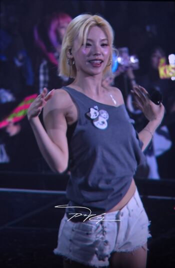 Full leaked Liedeyu/ private onlyfans photo