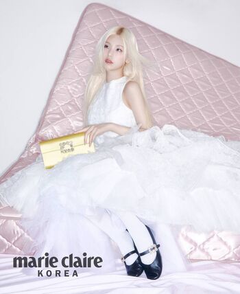 Full leaked Anna friel/ private onlyfans photo