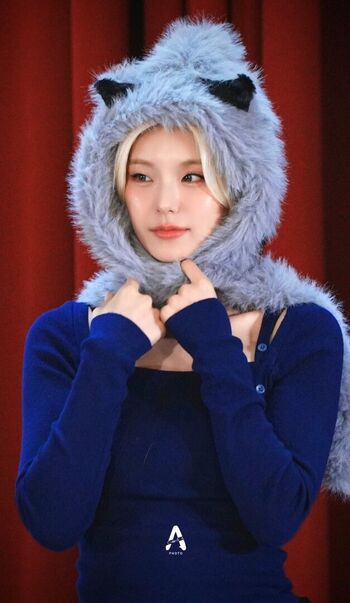 Full leaked Laura feet/ private onlyfans photo