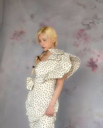 Full leaked Leaaraux/ private onlyfans photo