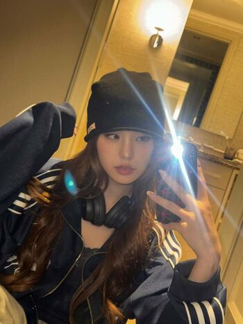 Full leaked Curlyrican/ private onlyfans photo