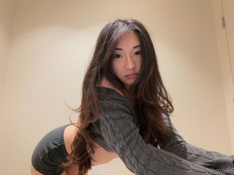 Full leaked Yemada private onlyfans photo