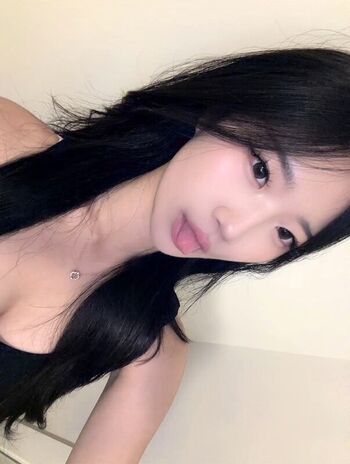 Full leaked Ella rae smith/ private onlyfans photo