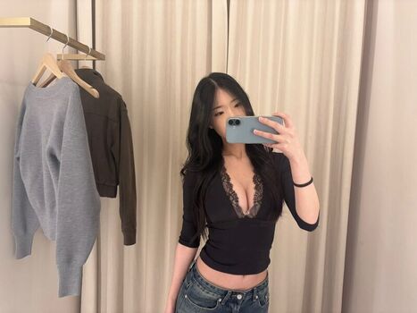 Full leaked Selena love/ private onlyfans photo
