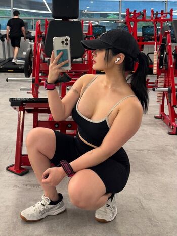 Full leaked Yeo po girl private onlyfans photo
