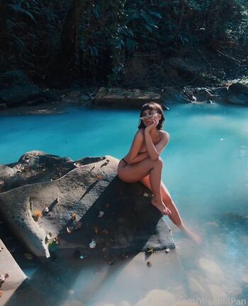 Full leaked Yeseniapan private onlyfans photo