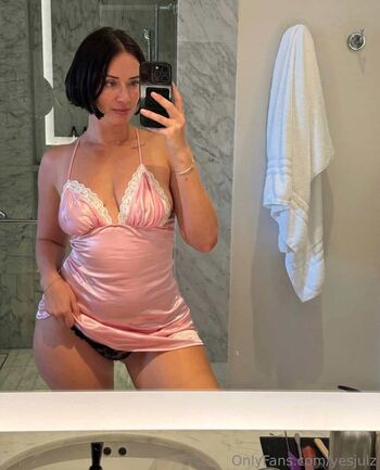 Full leaked Yesjulz  page private onlyfans photo