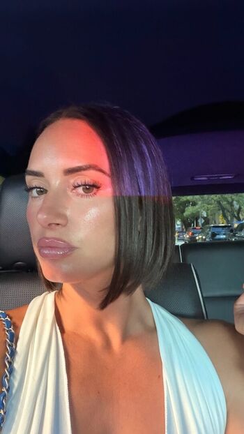 Full leaked Yesjulz private onlyfans photo