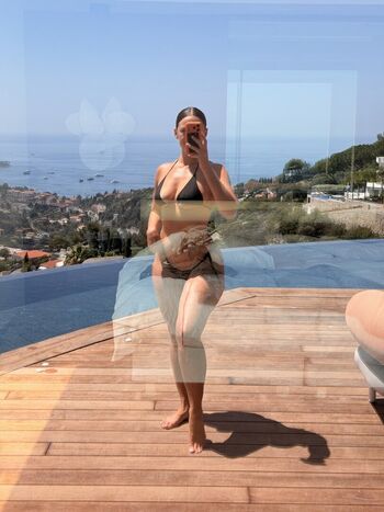 Full leaked Yesjulz  page private onlyfans photo