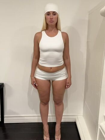 Full leaked Yesjulz page private onlyfans photo