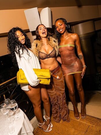 Full leaked Yesjulz page private onlyfans photo