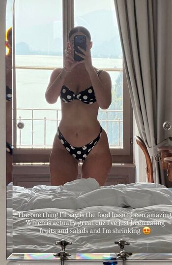 Full leaked Yesjulz  page private onlyfans photo