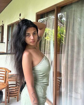 Full leaked Yeti kurnia private onlyfans photo