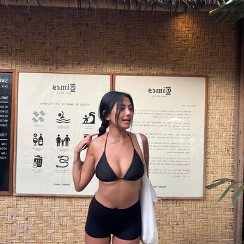 Full leaked Yeti kurnia private onlyfans photo