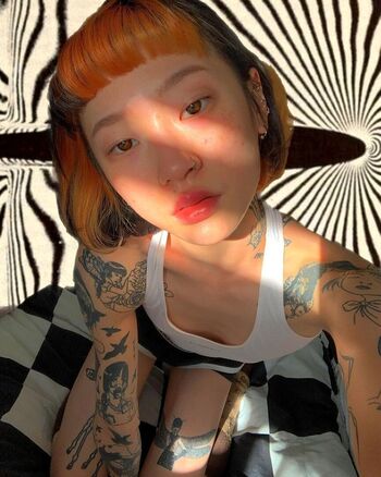 Full leaked Yeule private onlyfans photo