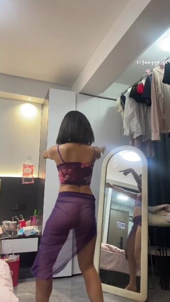 Full leaked Yingxiu xyz page private onlyfans photo