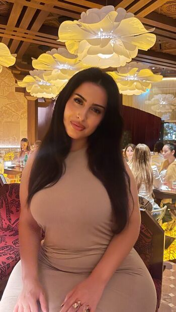 Full leaked Miarosexx/ private onlyfans photo