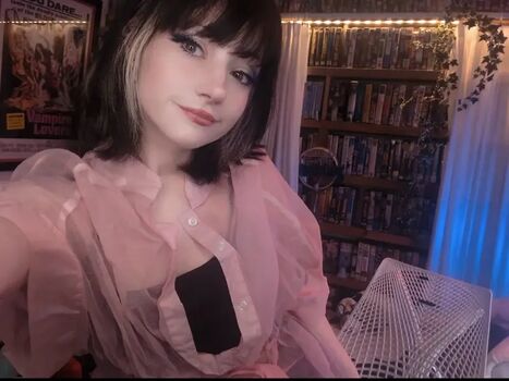 Full leaked Yogscast bouphe private onlyfans photo