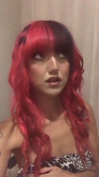 Full leaked Yoifox private onlyfans photo