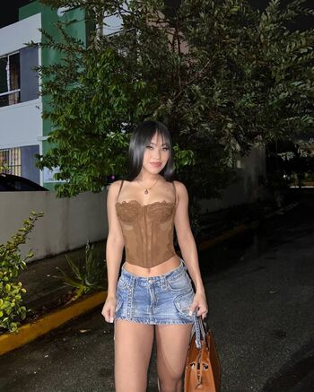 Full leaked Yolllbae private onlyfans photo