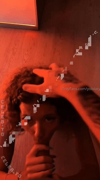 Full leaked Yololary private onlyfans photo