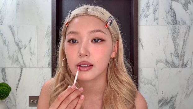 Full leaked Yoonchae page private onlyfans photo