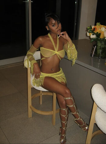 Full leaked Youlovejuu private onlyfans photo