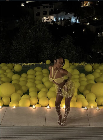 Full leaked Youlovejuu private onlyfans photo