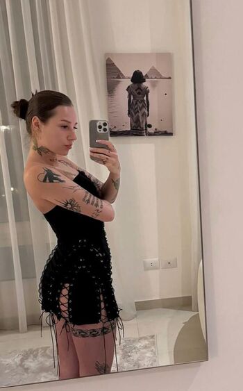 Full leaked Young leosia private onlyfans photo