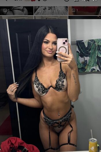 Full leaked Yourfavwifey private onlyfans photo