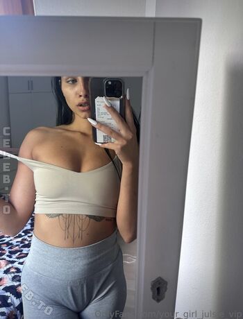 yourgirljulsi
