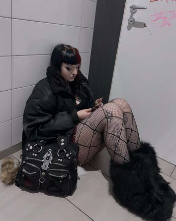 Full leaked Yourmizuki private onlyfans photo