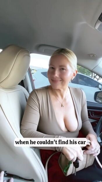 Full leaked Yourmomal private onlyfans photo