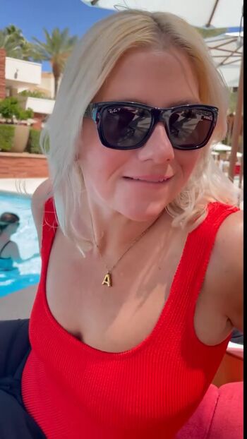 Full leaked Yourmomal private onlyfans photo
