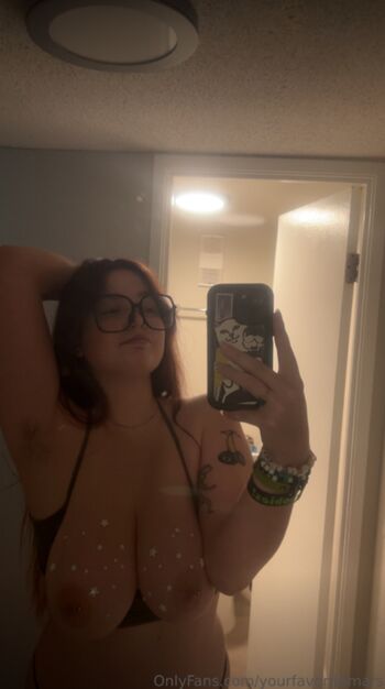 Full leaked Yourmomsmarsbar private onlyfans photo