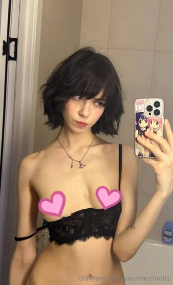 yoursmalldoll1