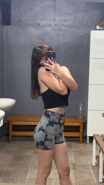 Full leaked Yquen private onlyfans photo