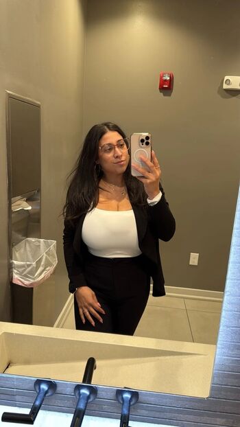 Full leaked Ysamar page private onlyfans photo