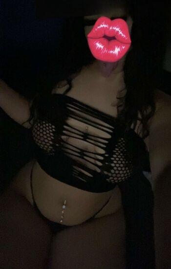 Full leaked Ysmnebki private onlyfans photo